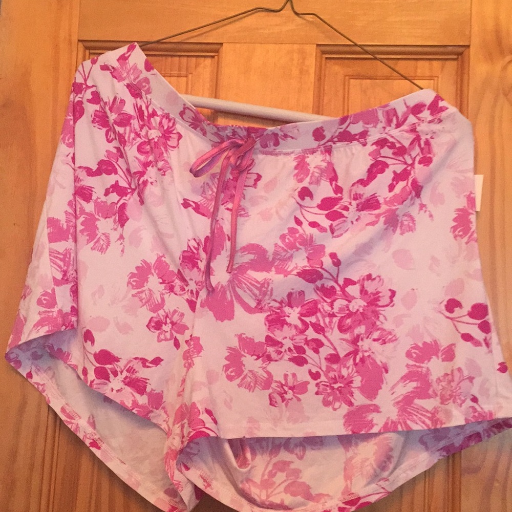 Brand new 2 piece sleep set - Picture 4 of 4